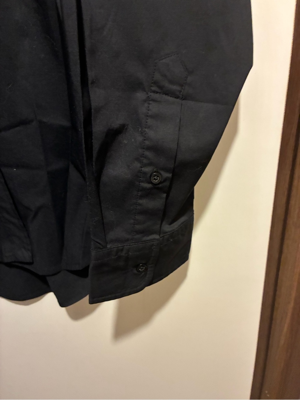 Lauren Ralph Lauren Black Long-Sleeve Button-Up Shirt with Embroidered Crest - Picture 3 of 7